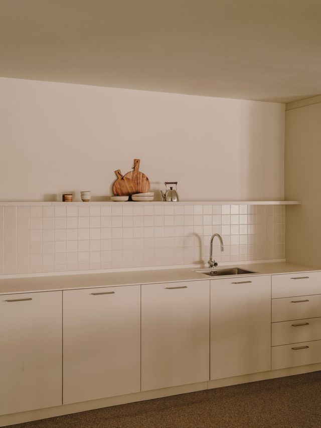 Miriam Castells Studio convierte una residencia para mayores en Collserola en un hogar donde el diseño cuida - Imagen 12