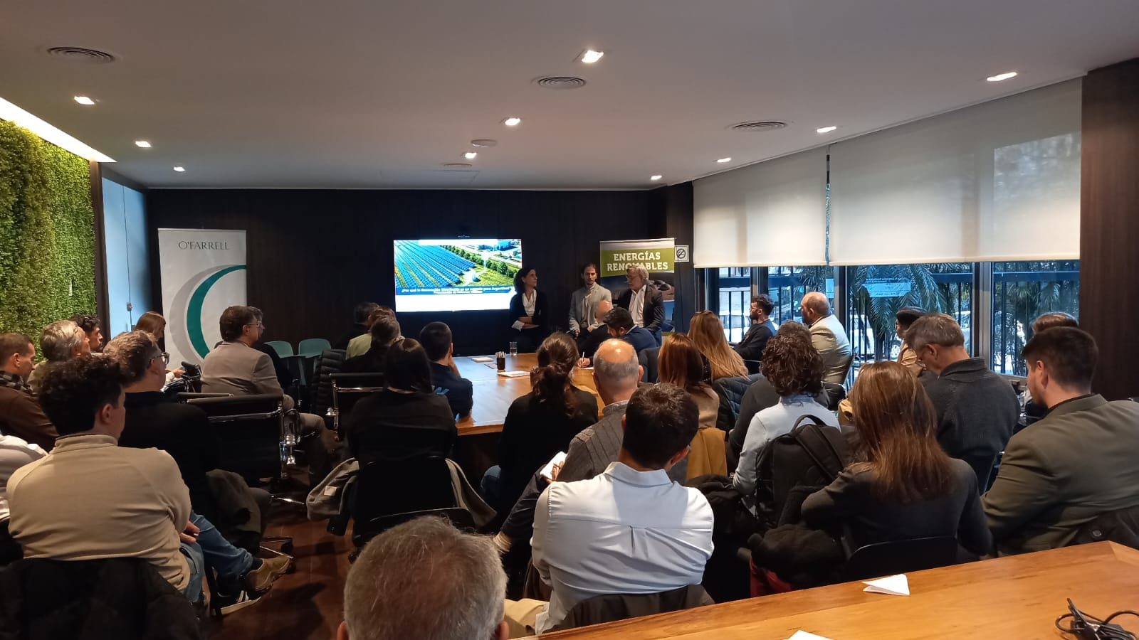 CADER realizó la presentación del estudio “Escalando la generación distribuida a través de fuentes de energía renovables en Latinoamérica. Caso de estudio: Argentina”