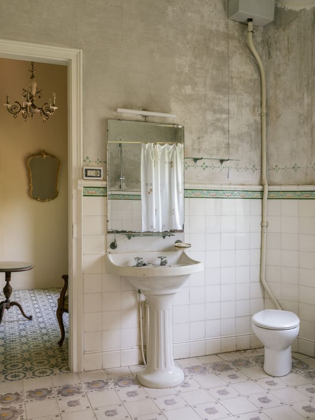 Casa Plató: h3o architects rehabilita una joya del siglo XIX en el barrio de Gràcia preservando su memoria cinematográfica - Imagen 1