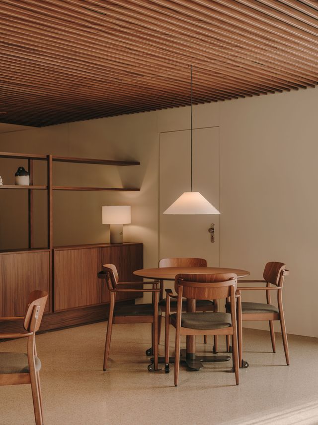 Miriam Castells Studio convierte una residencia para mayores en Collserola en un hogar donde el diseño cuida - Imagen 1