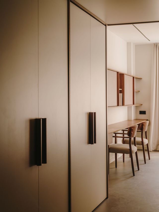 Miriam Castells Studio convierte una residencia para mayores en Collserola en un hogar donde el diseño cuida - Imagen 6