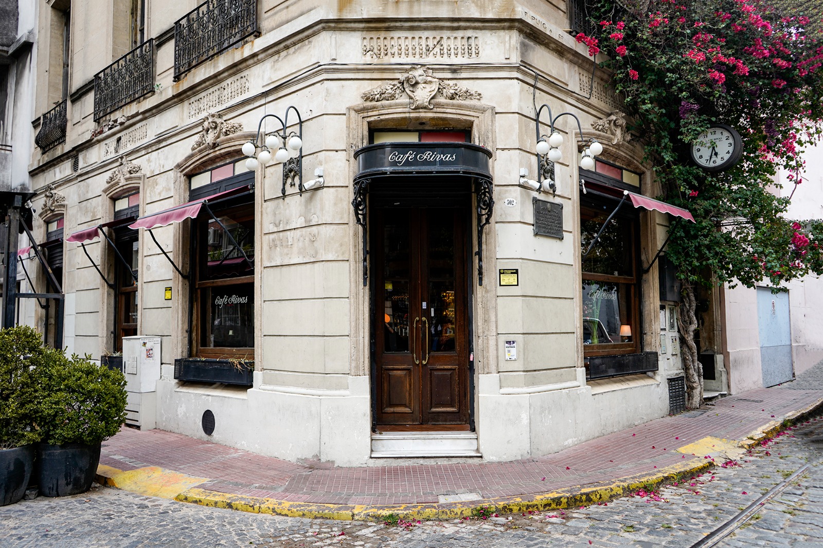 Una serie documental recorre las historias de los Bares Notables de Buenos Aires - Imagen 3