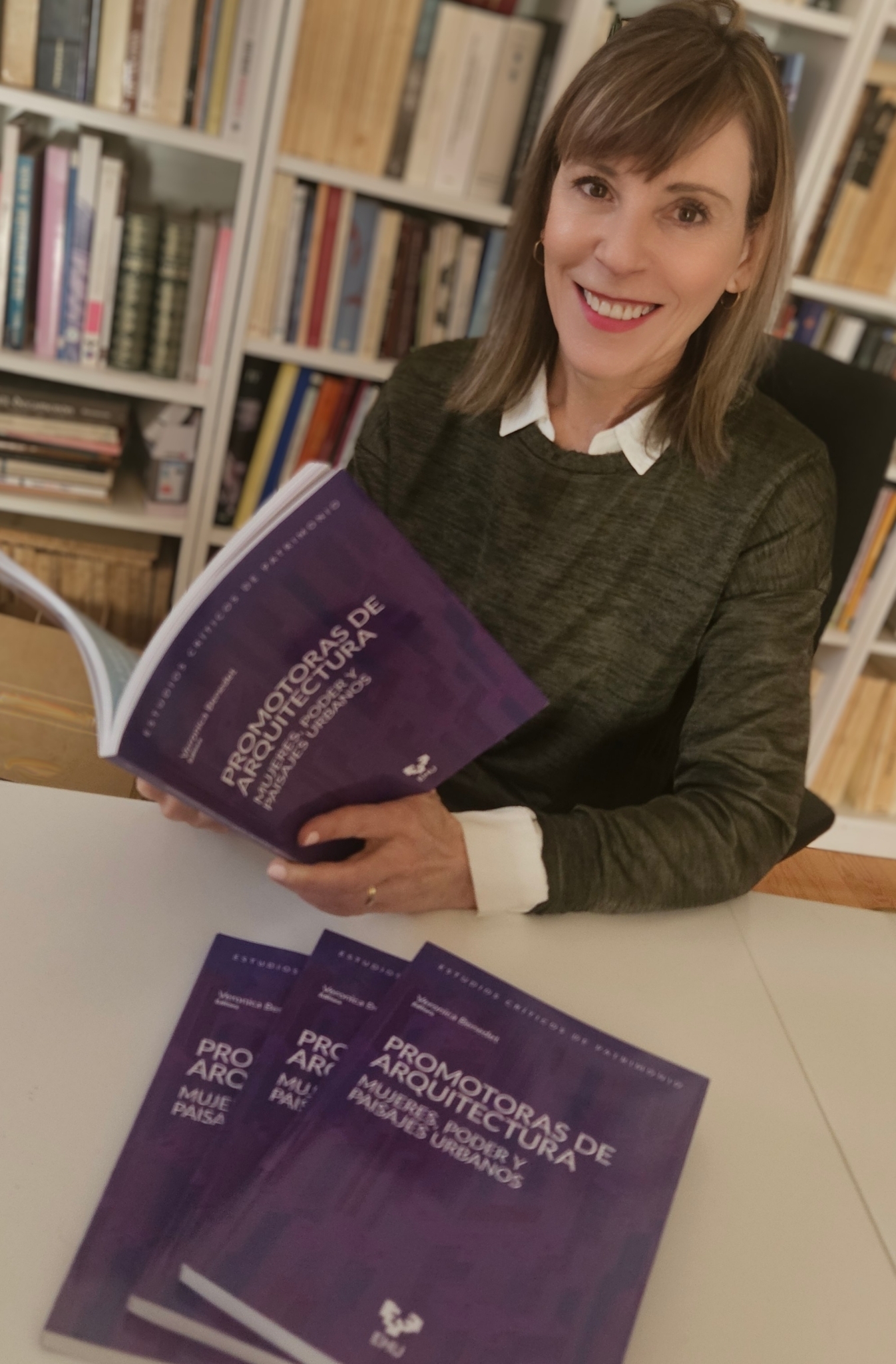 Presentación en Argentina del libro Promotoras de Arquitectura. Mujeres, poder y paisajes urbanos - Imagen 1