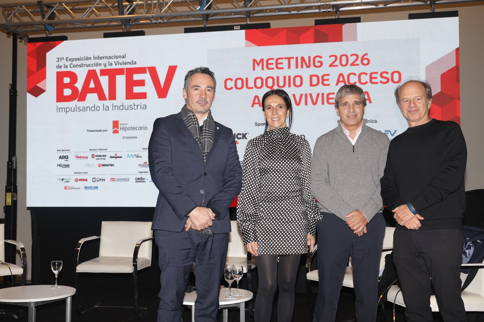 Caputo abrió BATEV 2026 con un llamado a invertir: "El crédito es lo que mueve la economía"