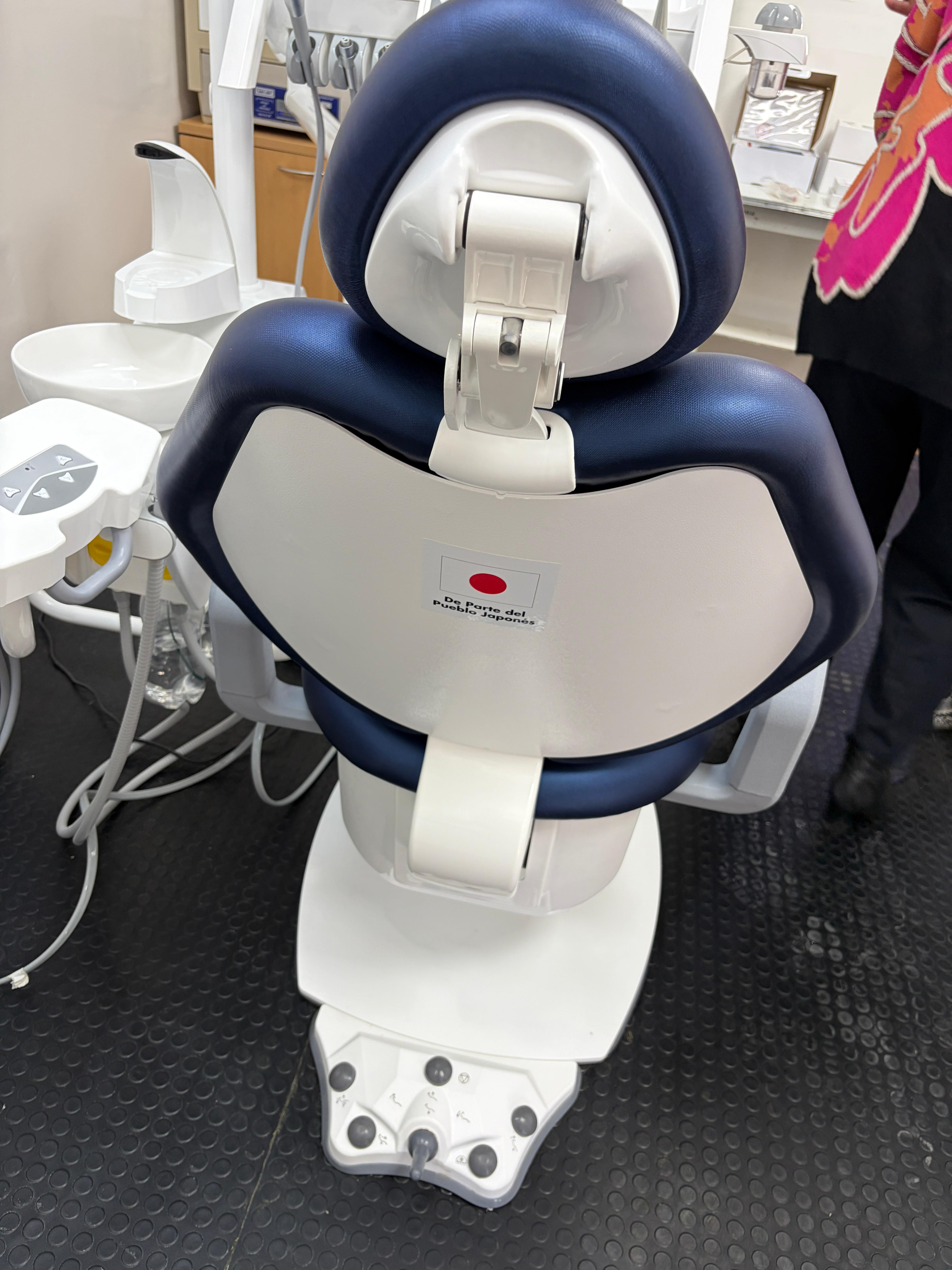 Japón realizó una donación de equipamiento odontológico al CIC 17 de Octubre de Caleta Olivia.  - Imagen 3