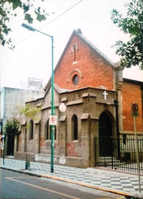 Templos británicos de rito reformado en Lomas de Zamora y Temperley